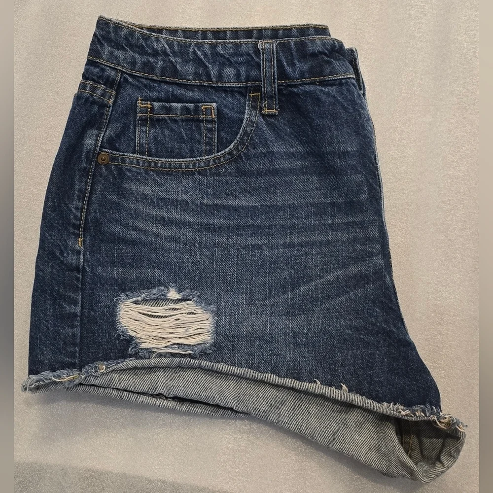 Mossimo Supply Co. High-Rise Distressed Denim Short Shorts, Size 14/32